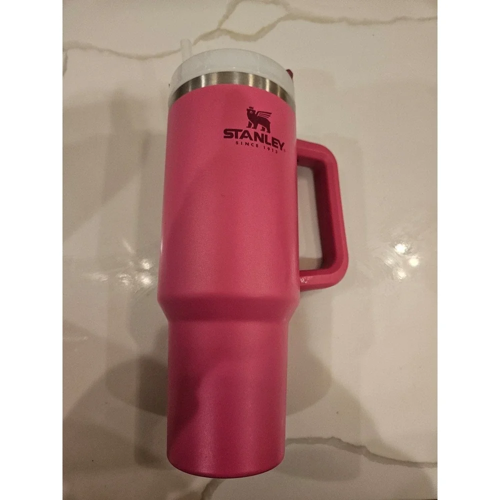 Stanley‎ 40 oz tumbler azalea